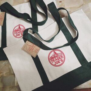 2 Trader Joe's🌿Green Tote Bags